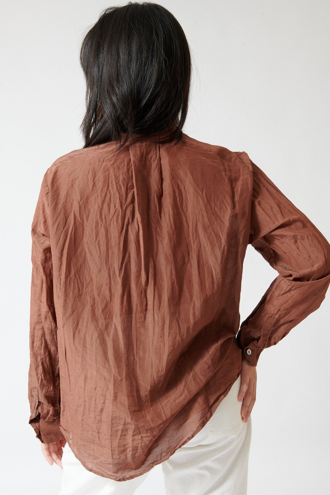 Lilly wearing Pas de Calais Cotton Silk Lawn Band Collar Shirt Coffee rear view