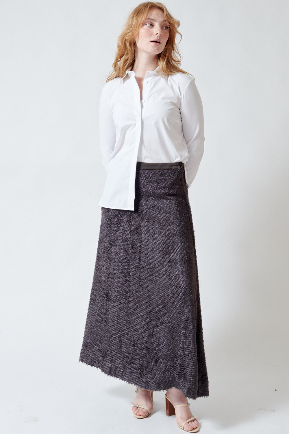 Model wearing Peserico Light Viscose Fil Coupe Skirt front view