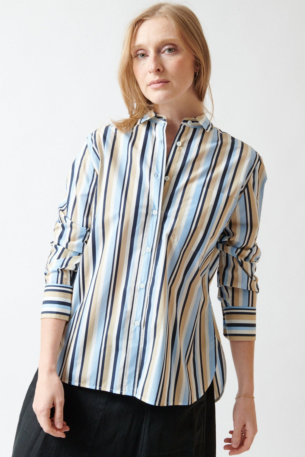 Madi wearing Rosso 35 Beach Stripes Long Sleeve Boyfriend Shirt front view