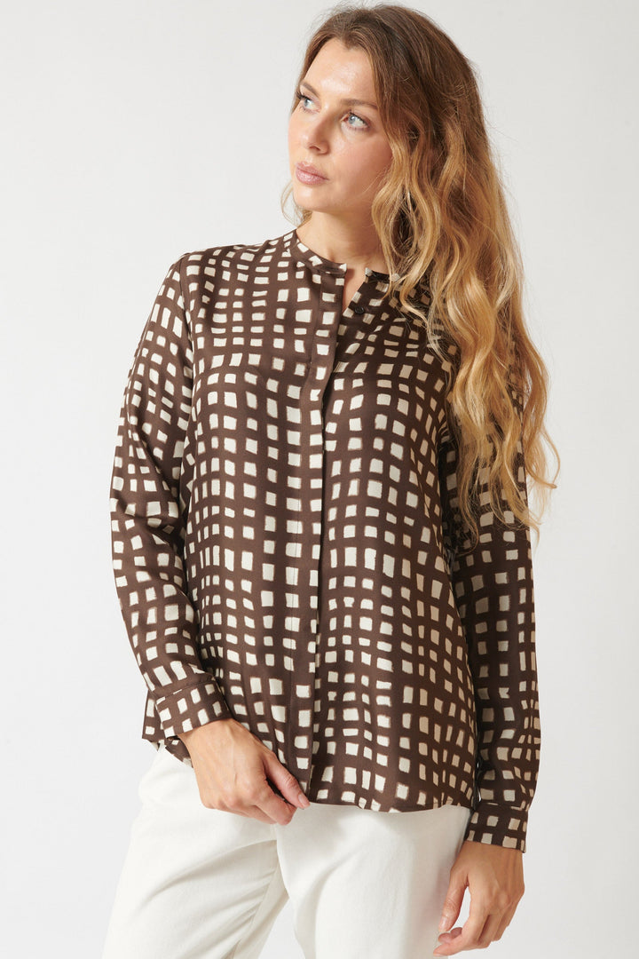 Mari wearing Rosso 35 SueEllen Blouse front view