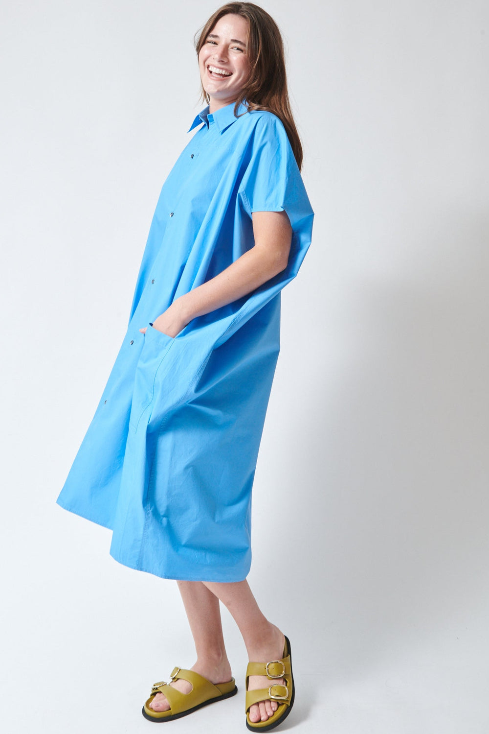 Julia wearing Sofie D'Hoore Duchy Wide Short Sleeve Button Down Dress Azure side view