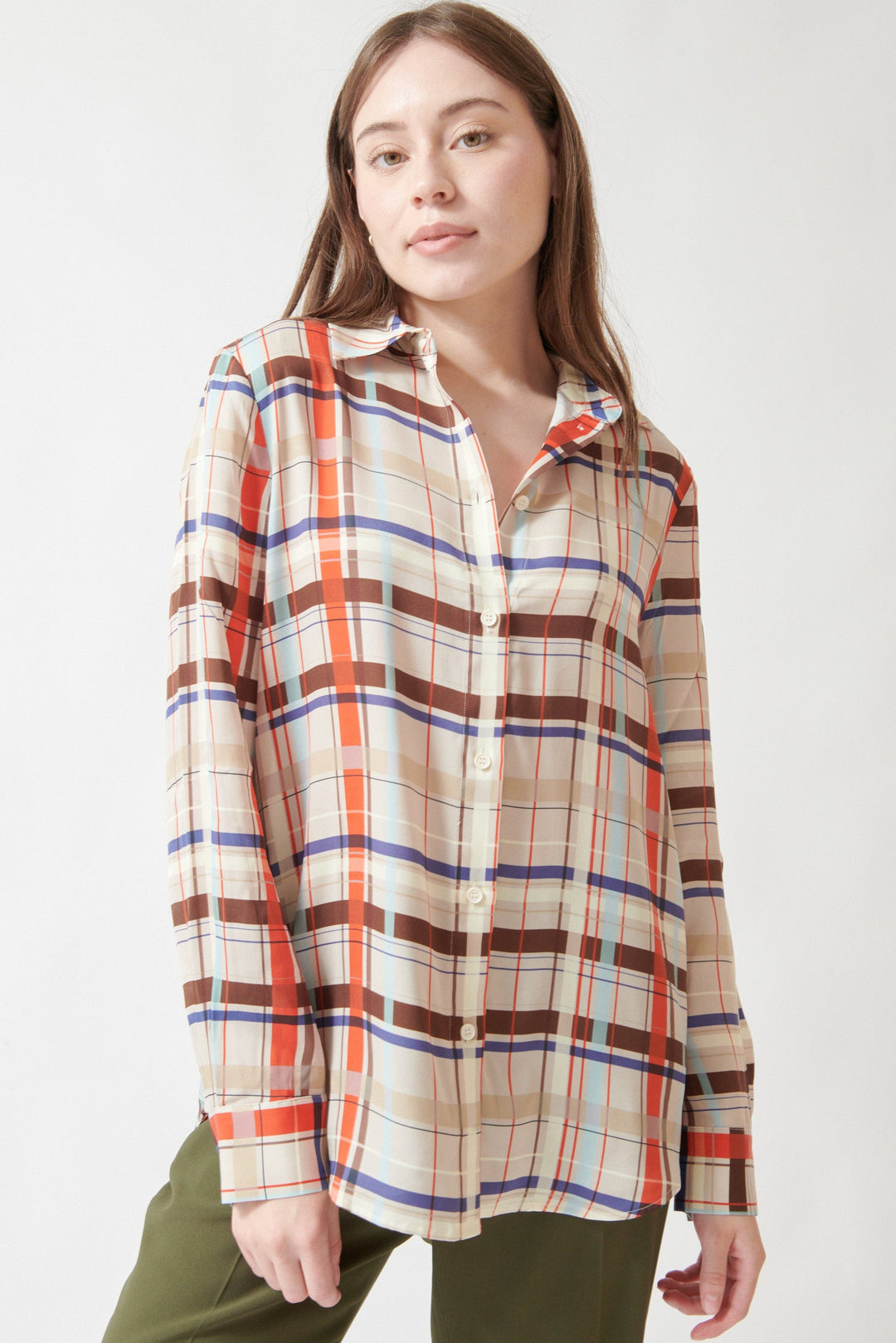 Angela wearing Stine Goya Dry Viscose Long Sleeve Shirt front view