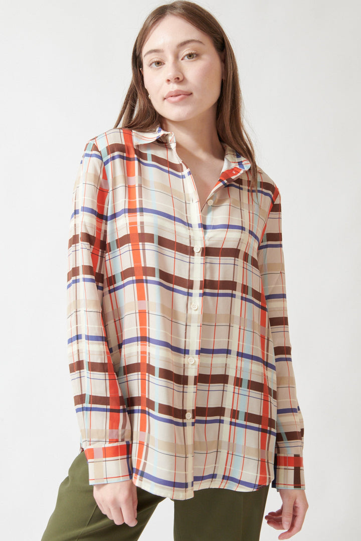 Angela wearing Stine Goya Dry Viscose Long Sleeve Shirt front view
