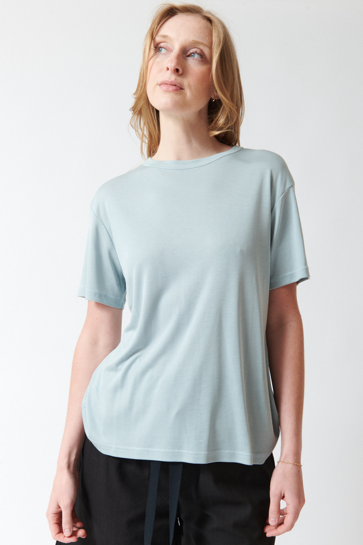 Madi wearing Studio Nicolson Rond Rib Lyocell Jersey Short Sleeve Tee front view