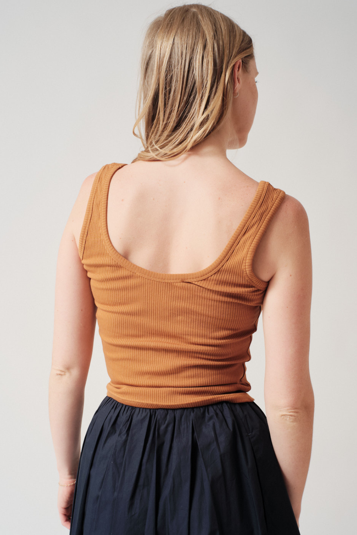 Madi wearing Tela Sofia Tank Top rear view