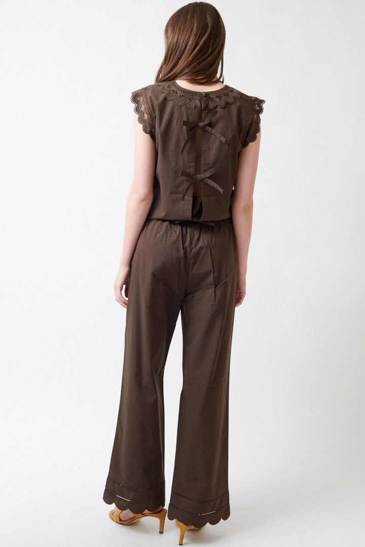 Angela wearing The Garment Kirsten Pants rear view