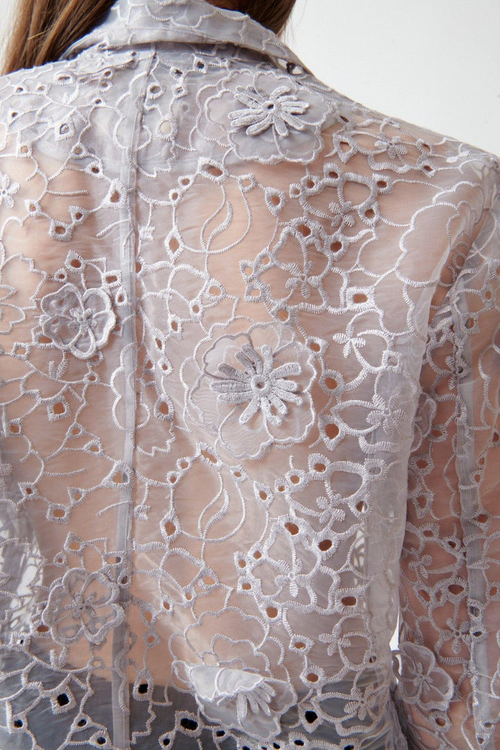 Angela wearing The Garment Sydney Blazer rear/detail view
