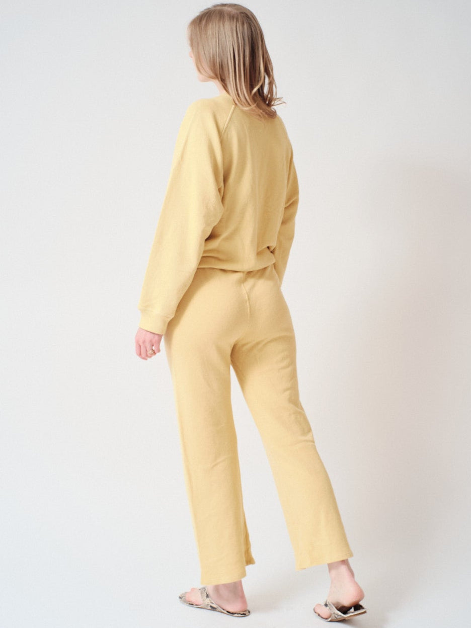 Madi wearing The Great The Lap Sweatpant rear view