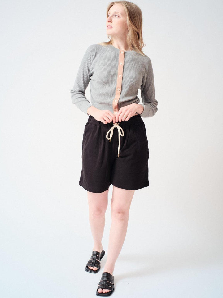Madi wearing The Great The Relaxed Sport Short front view