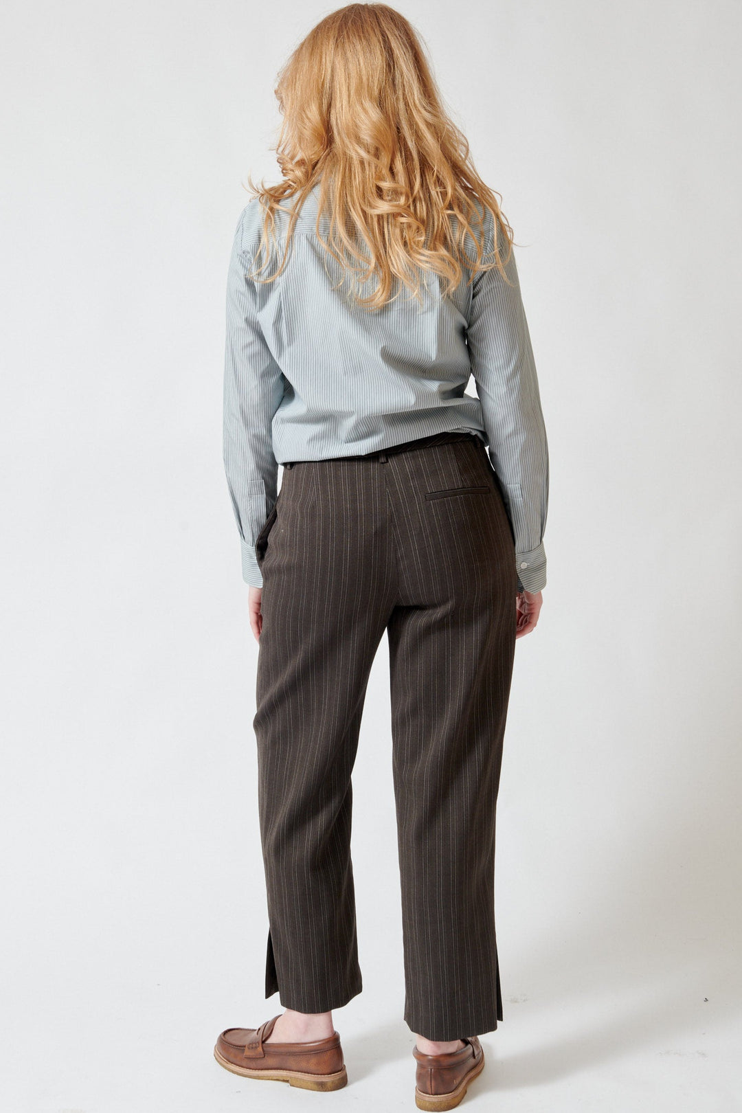 Waverly wearing TWP Roberts Pant rear view