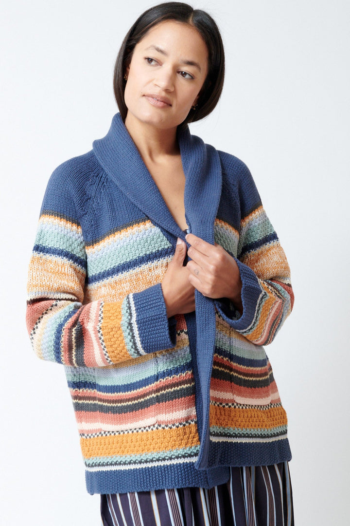 Amanda wearing The Great The Mountain Lodge Cardigan front view