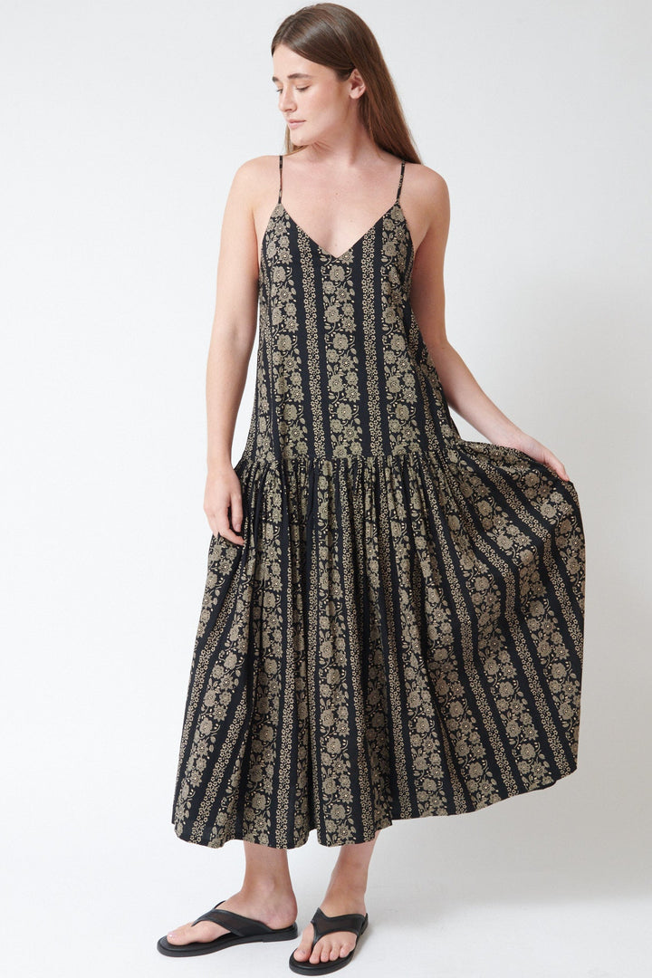Julia wearing The Great The Drop Waist Dress front view
