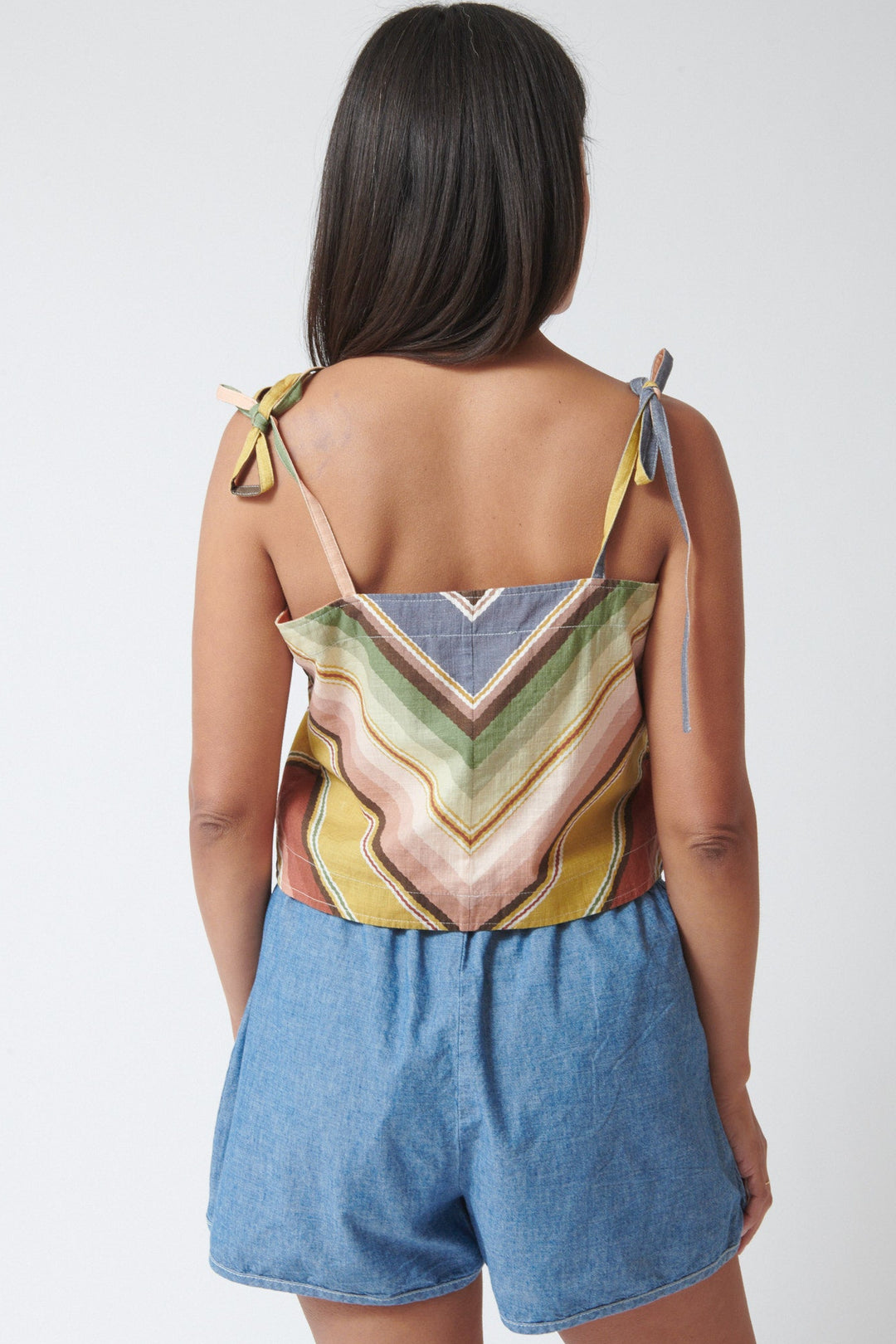 Amanda wearing The Great The Folio Tank rear view