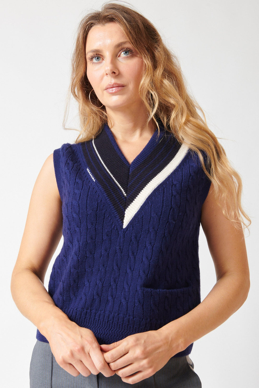 Mari wearing WE-AR4 The Retro Vest front view