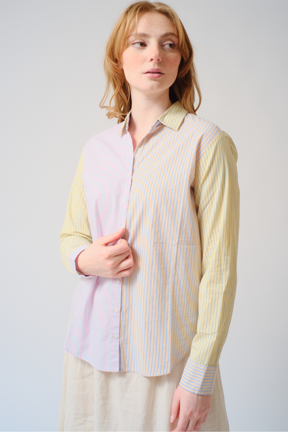 Waverly wearing Xirena Beau Shirt front view