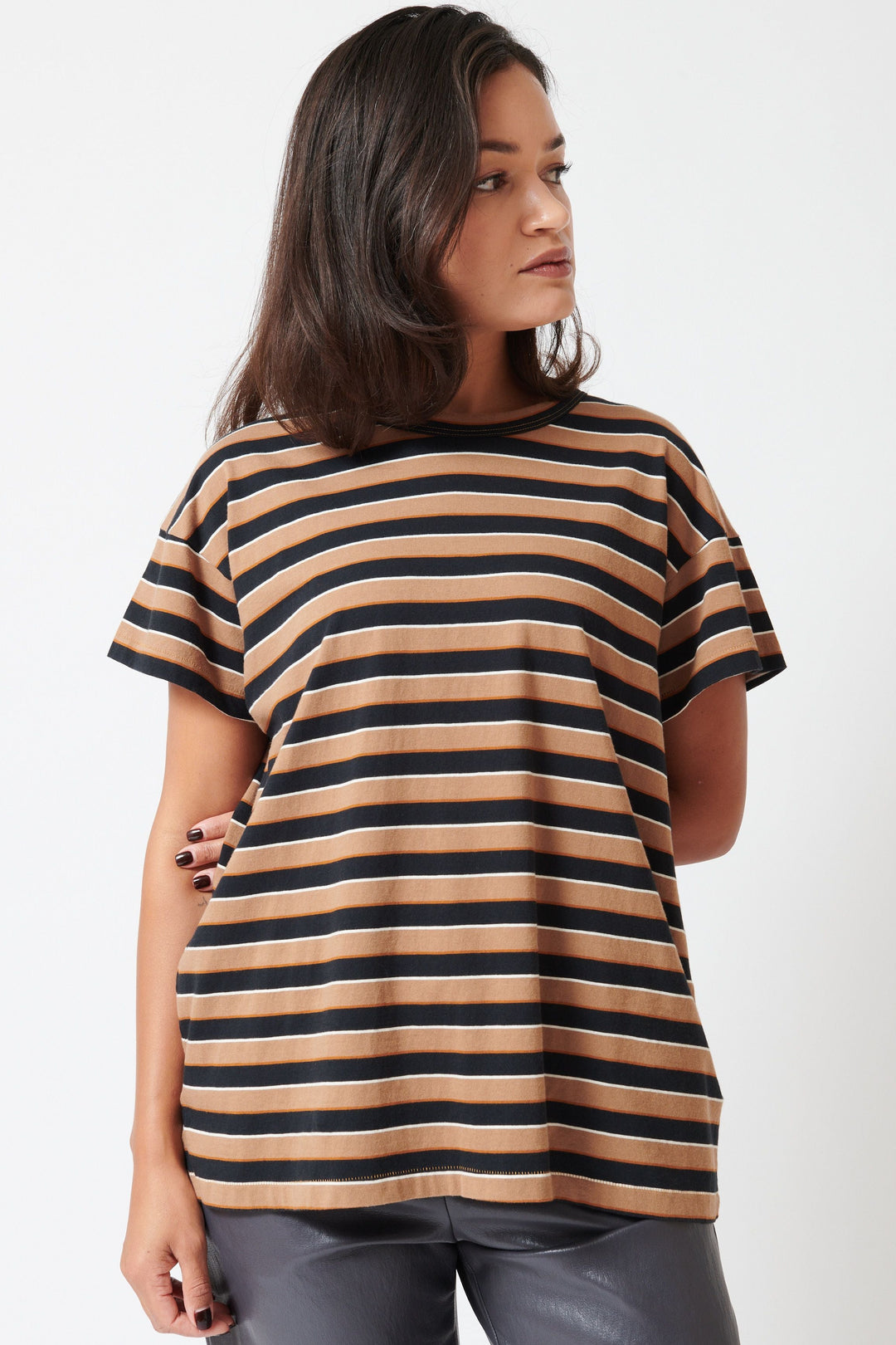 Model wearing The Great The Boxy Crew front view