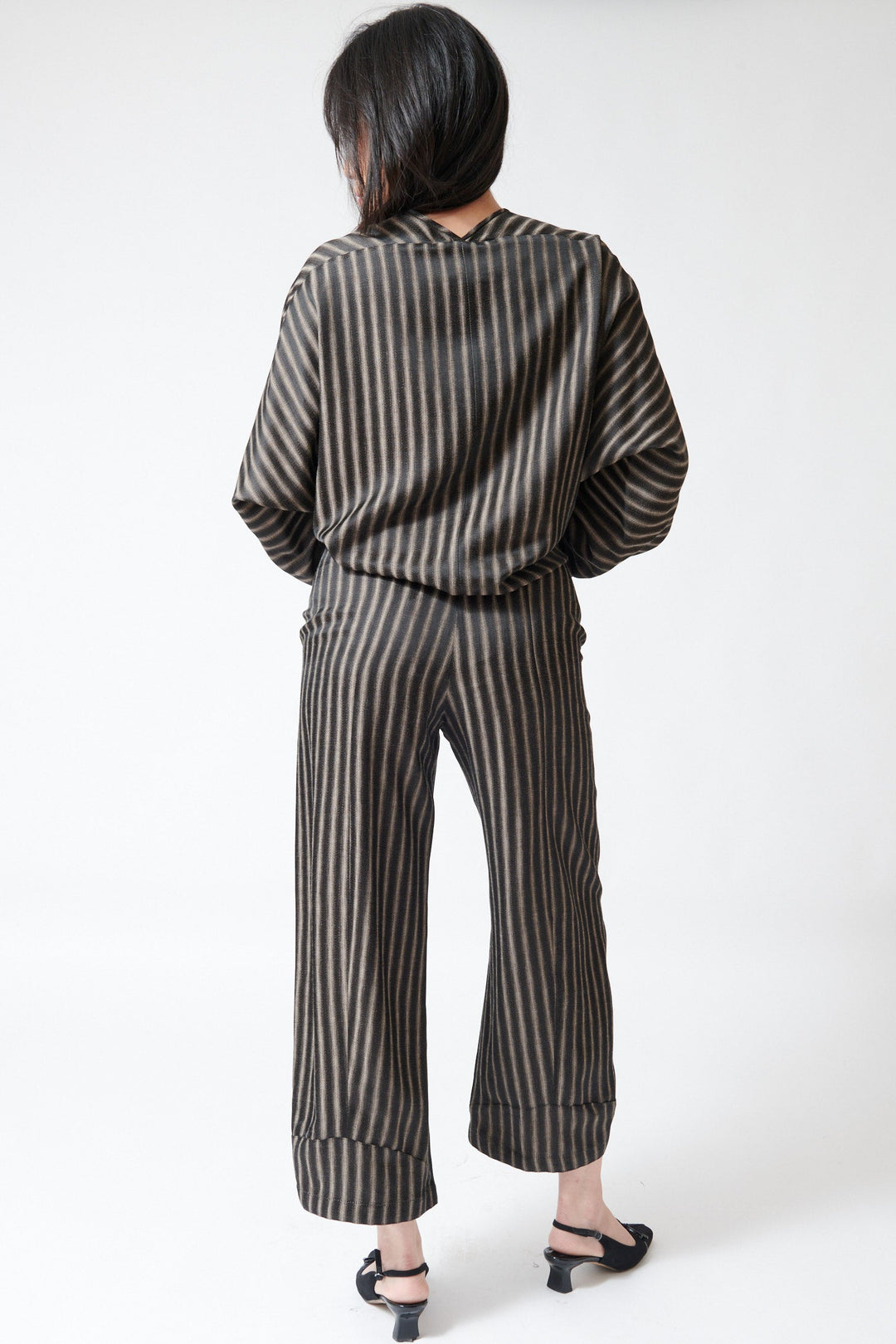 Lilly wearing Zero + Maria Cornejo Aissa Blur Stripe Cargo Pant Brown Black rear view