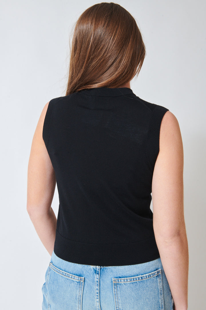 Julia wearing Allude Touch On Wool Button Down Knit Vest rear view