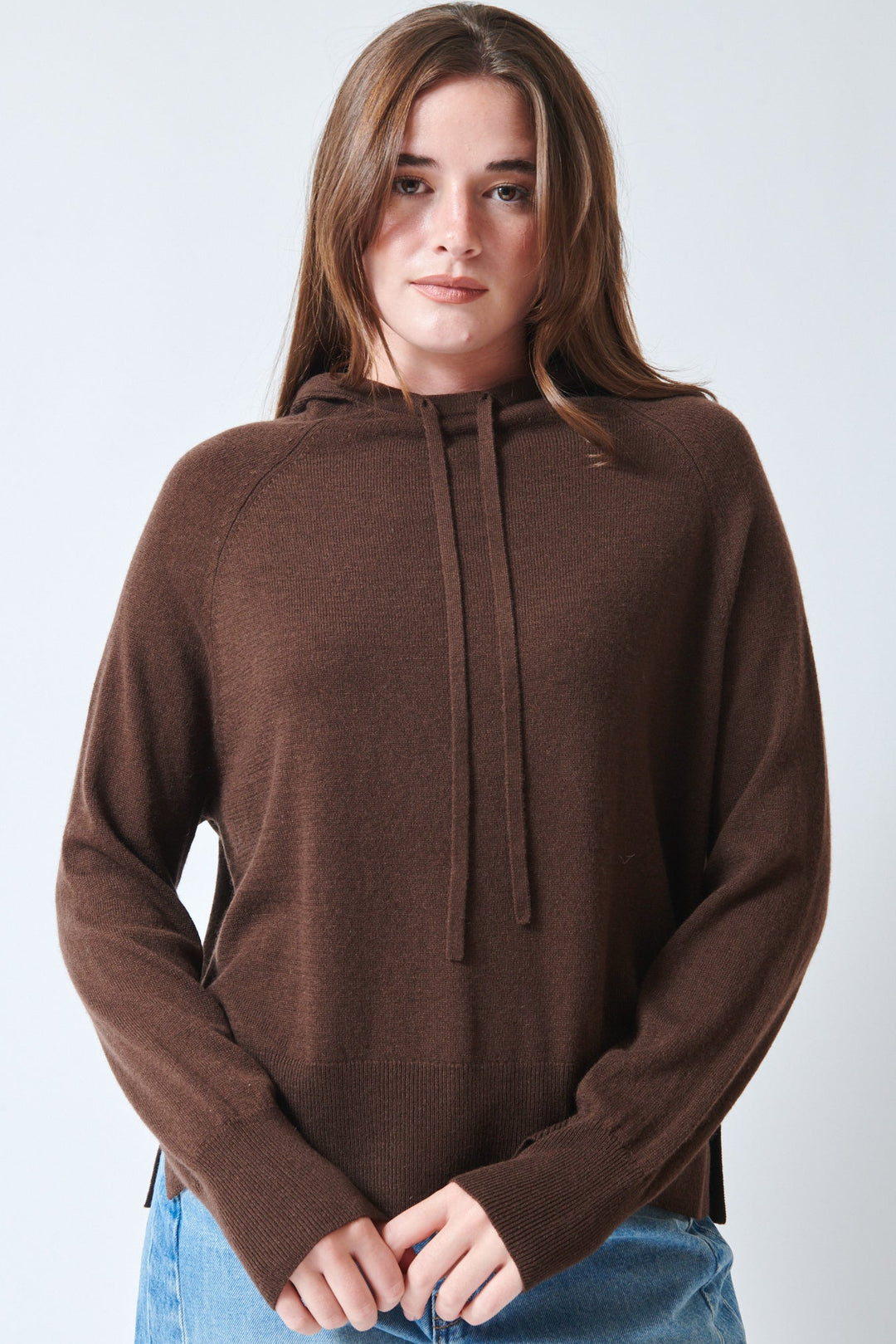 Julia wearing Allude Cashmere Long Sleeve Hoodie Sweater Cozy Tavern front view