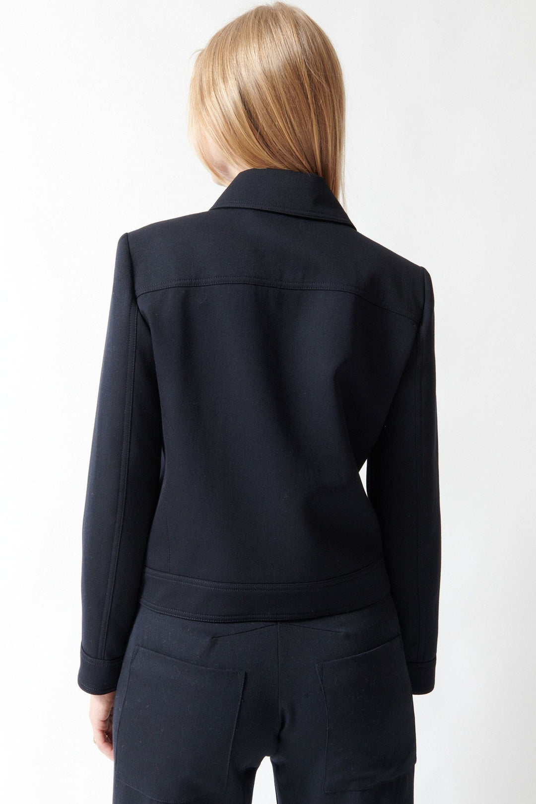 Madi wearing GRETHEN-HOUSE-Nili Lotan Susannah Jacket rear view