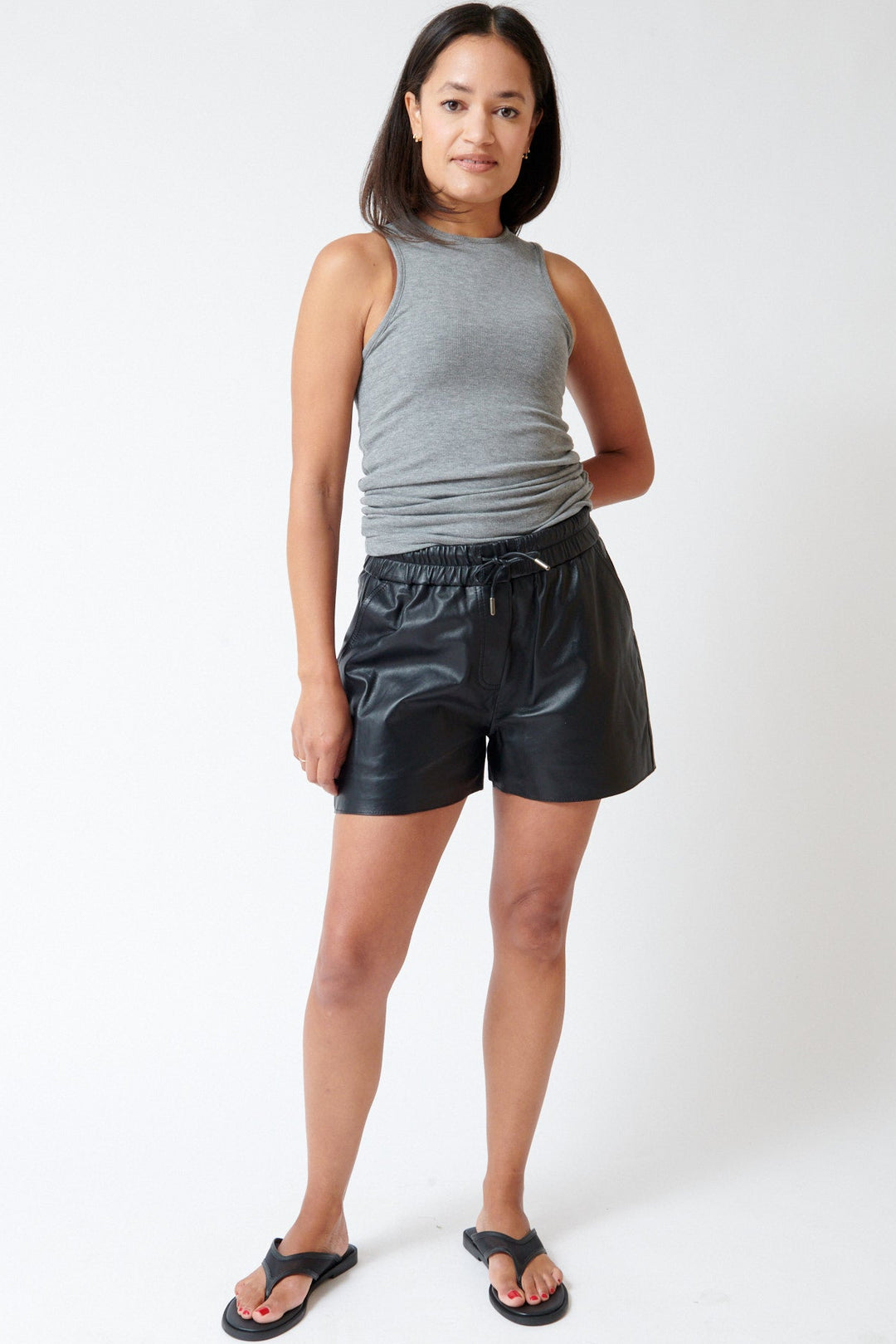 Amanda wearing ATM Anthony Thomas Melillo Leather Pull On Short Black front view