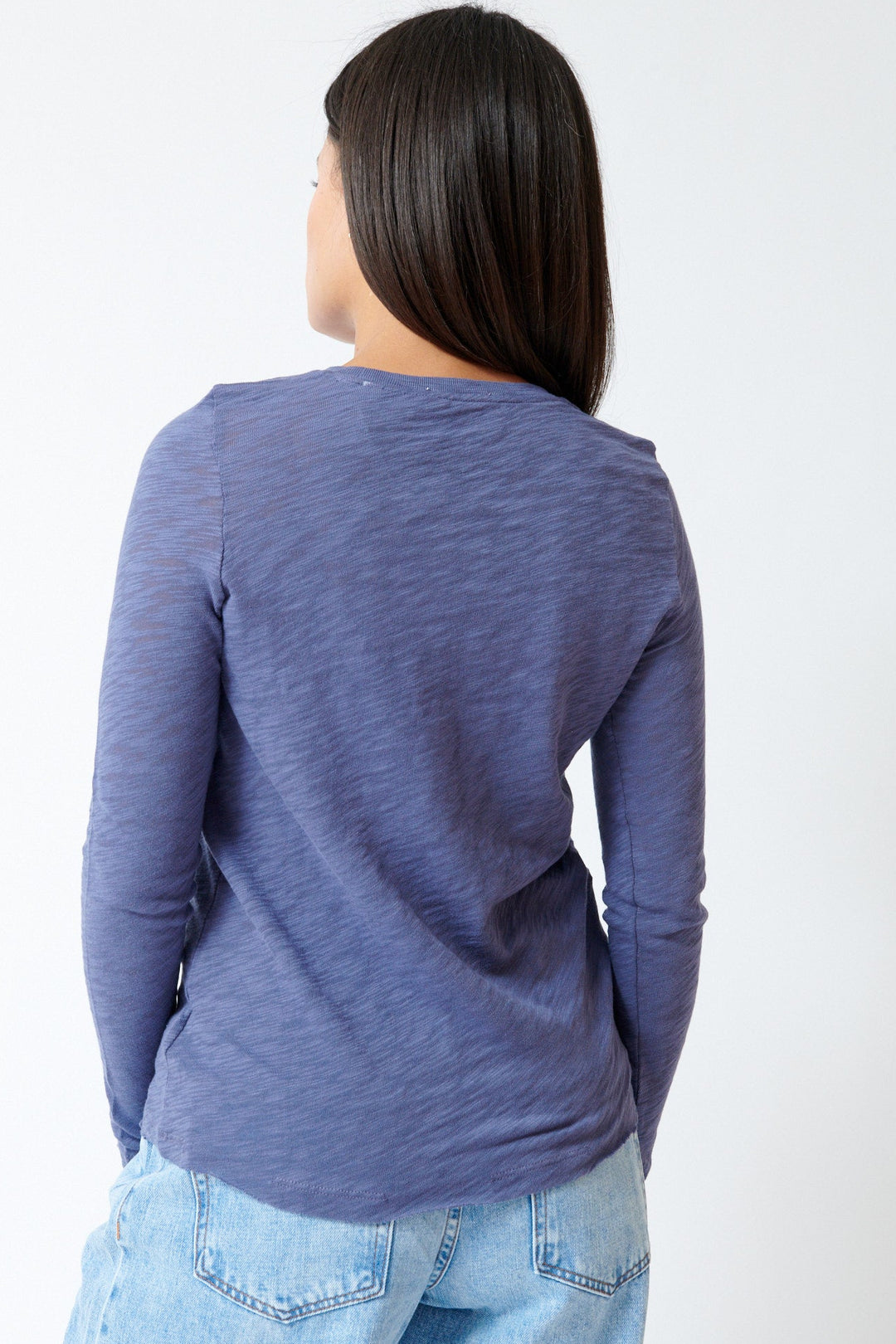 Amanda wearing ATM Anthony Thomas Melillo Long Sleeve Cotton Slub Destroyed Tee Dusk Blue rear view