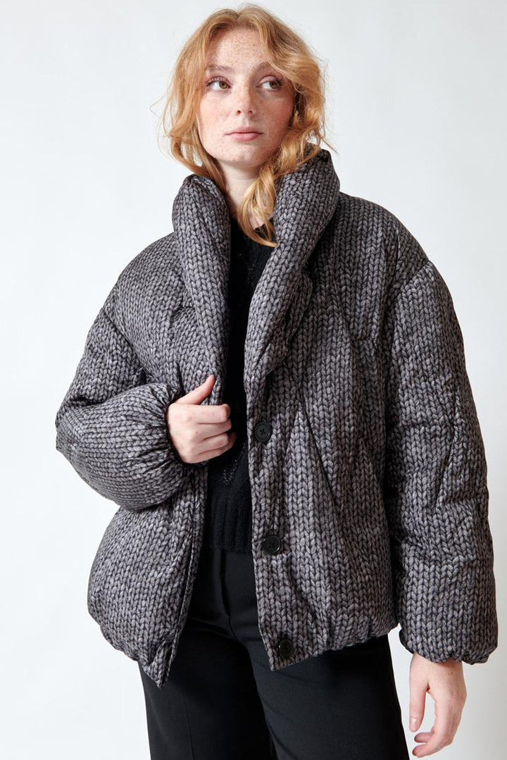 Waverly wearing Dorothee Schumacher Cozy Coolness Jacket front view