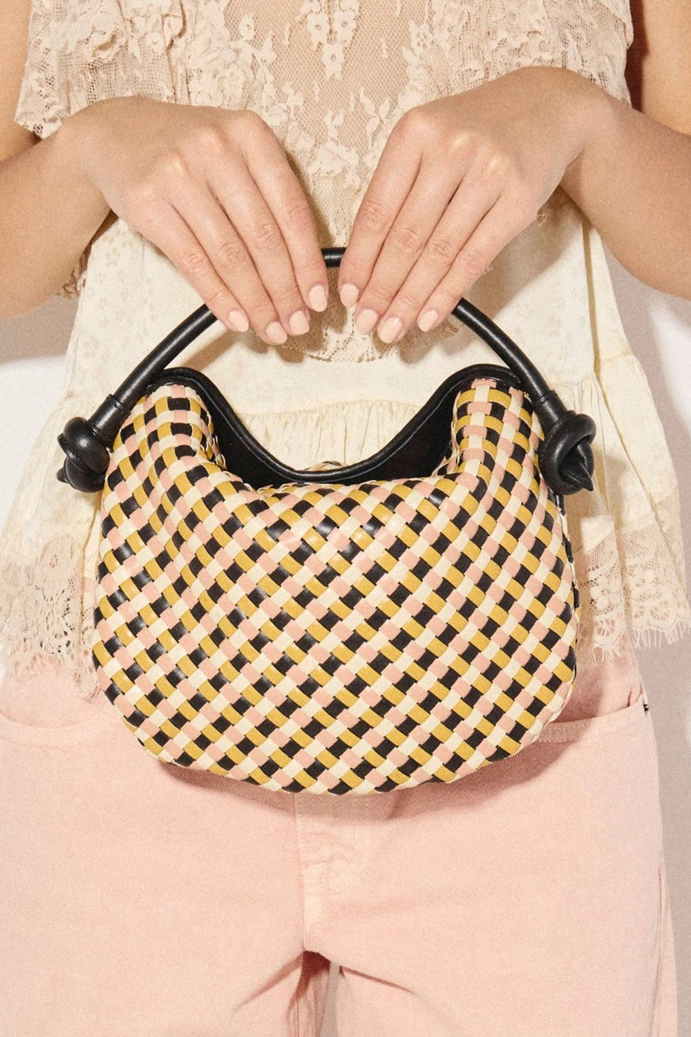 Frēda Salvador Elis Woven Leather Handbag