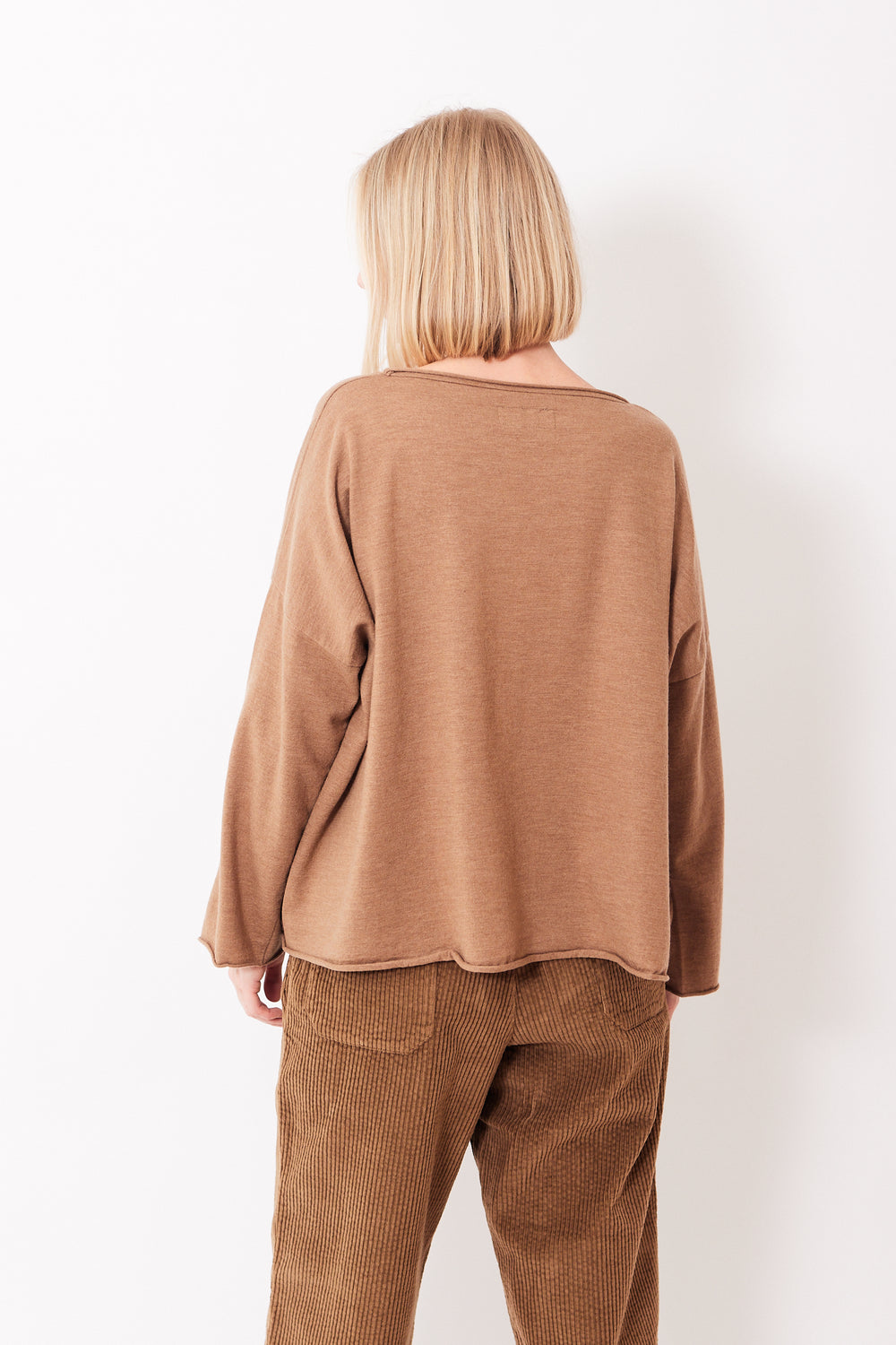 Labo.Art Charming Pinecone Sweater rear view