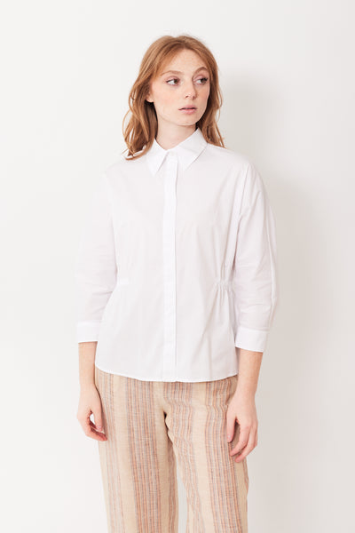 Waverly wearing Peserico Stretch Cotton Poplin Waist Detail Blouse front view