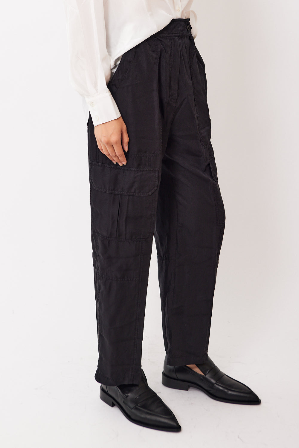 Madelyn wearing Raquel Allegra Elysian Pant front view