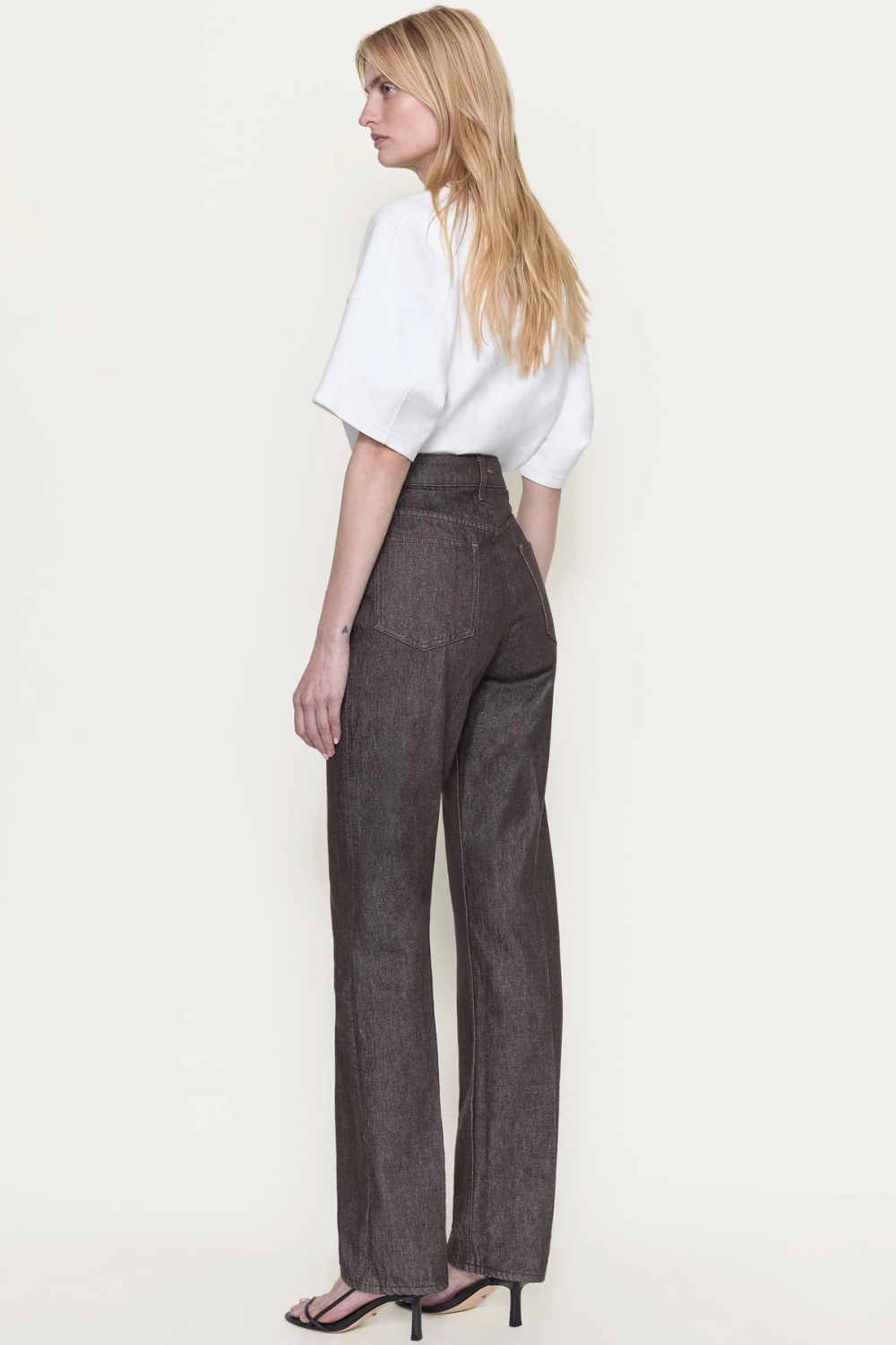 Model wearing OSSOU Noon Jean Sorrel Wash rear view