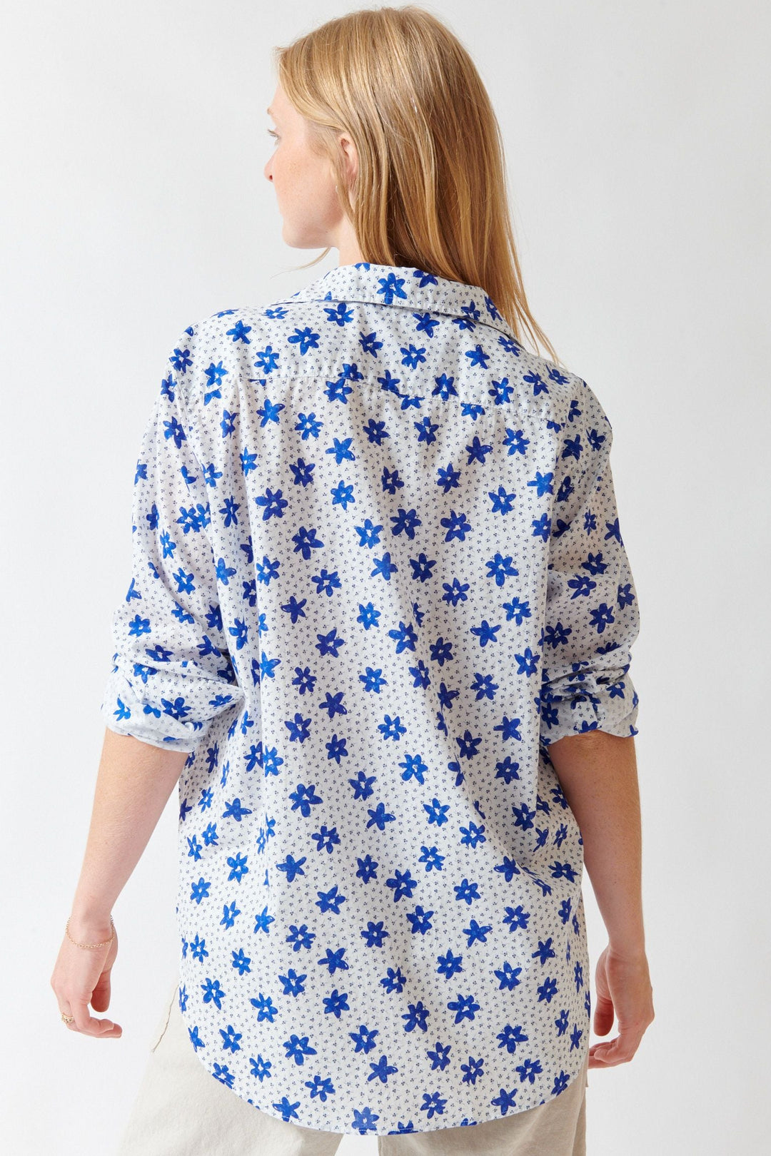 Madi wearing Frank & Eileen Eileen Relaxed Button Up Shirt rear view