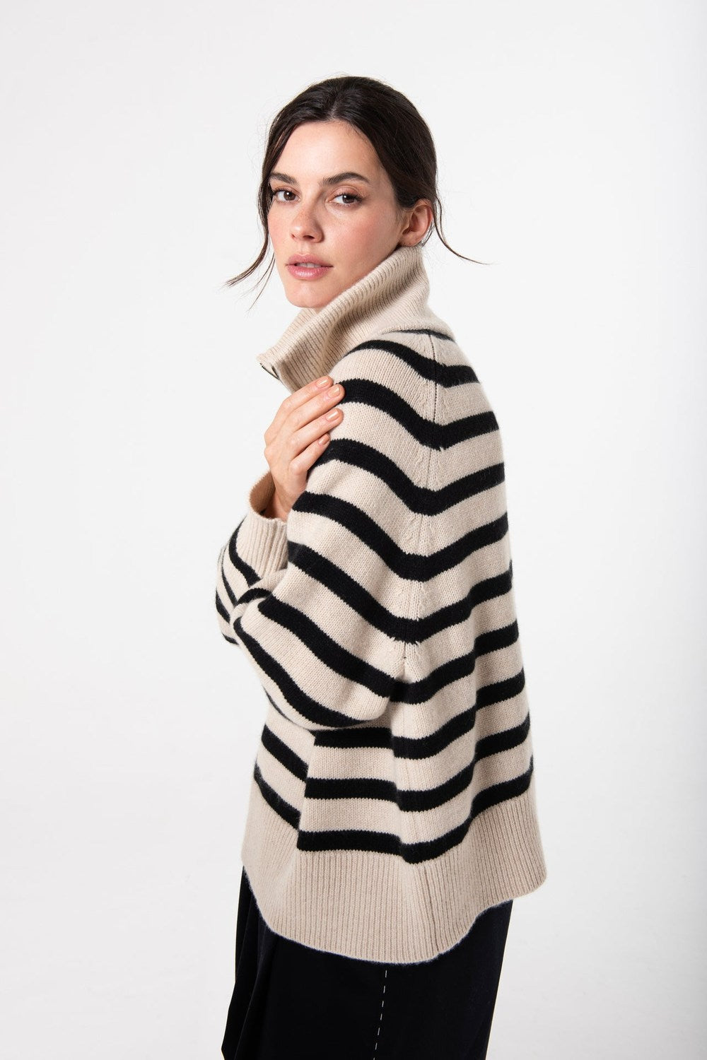 LaoLao Studios Celie Half Zip In Cashmere, Dune — Grethen House