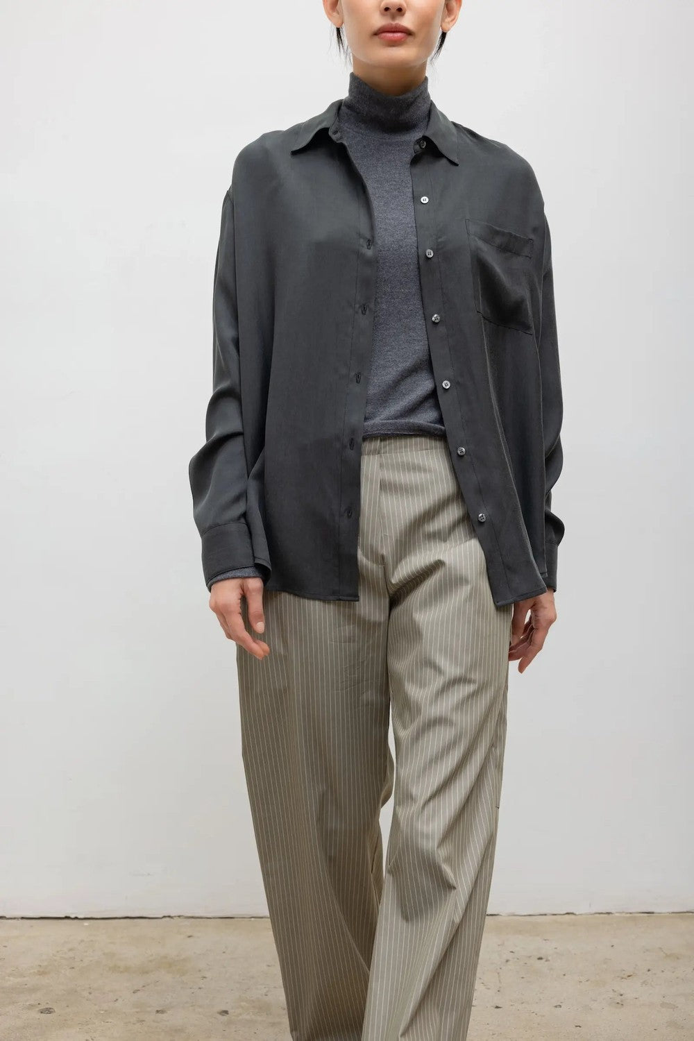 LESET Kim Classic Button Down, Slate — Grethen House