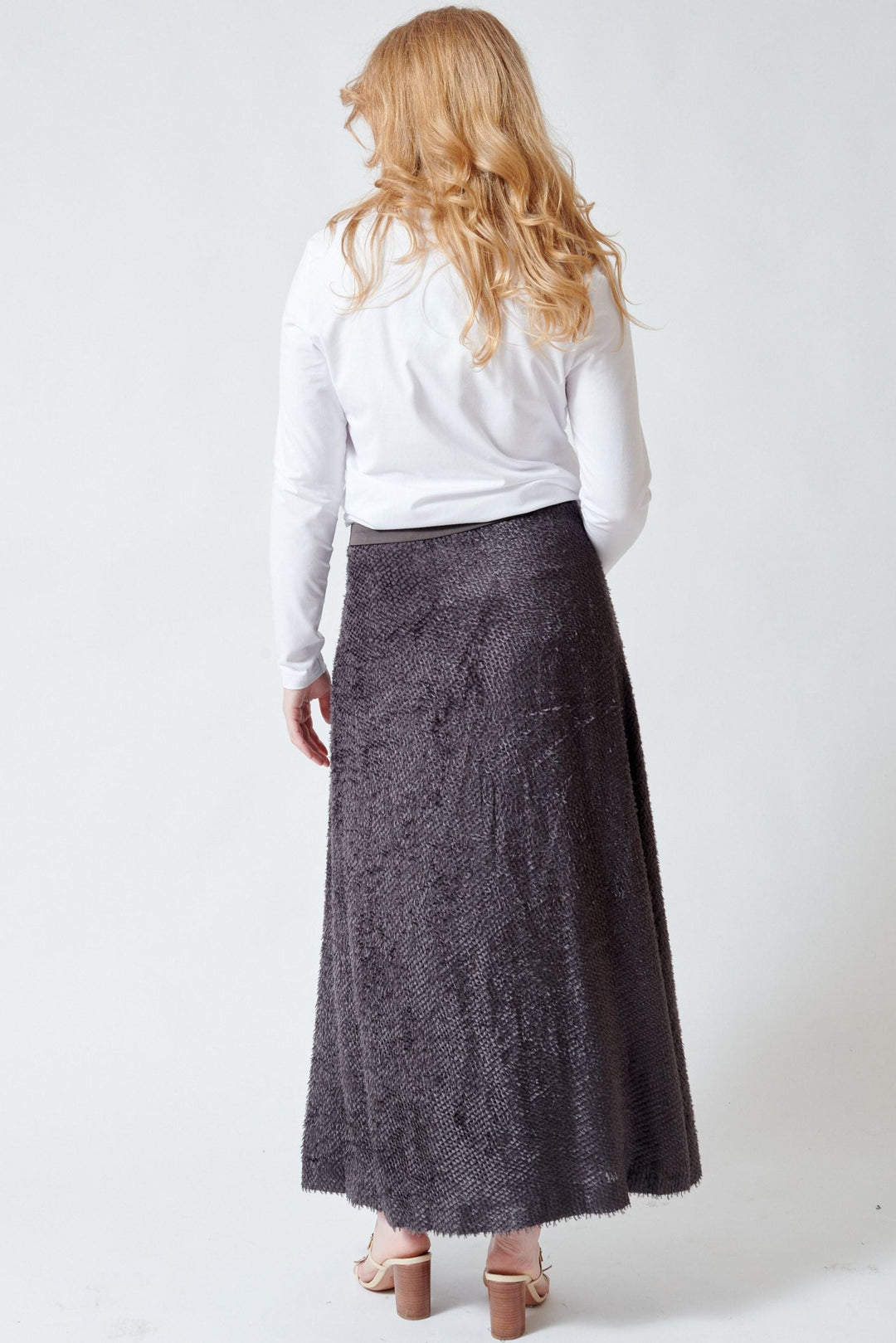 Waverly wearing Peserico Light Viscose Fil Coupe Skirt rear view