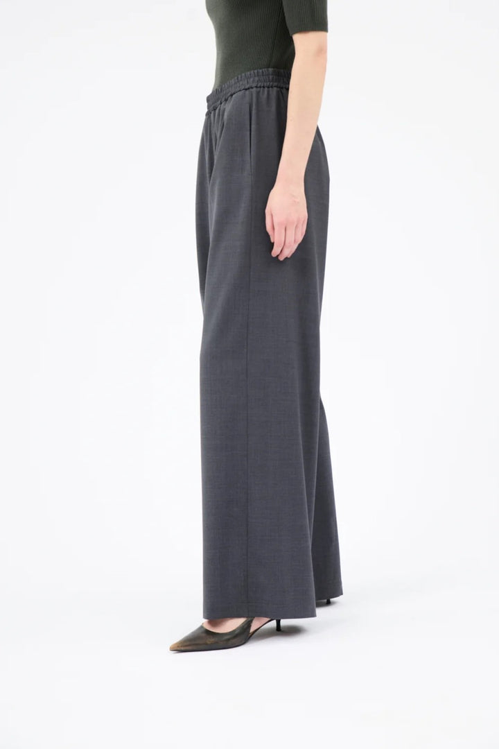 Odeeh Light Oxford Wool Slight High Waist Trouser