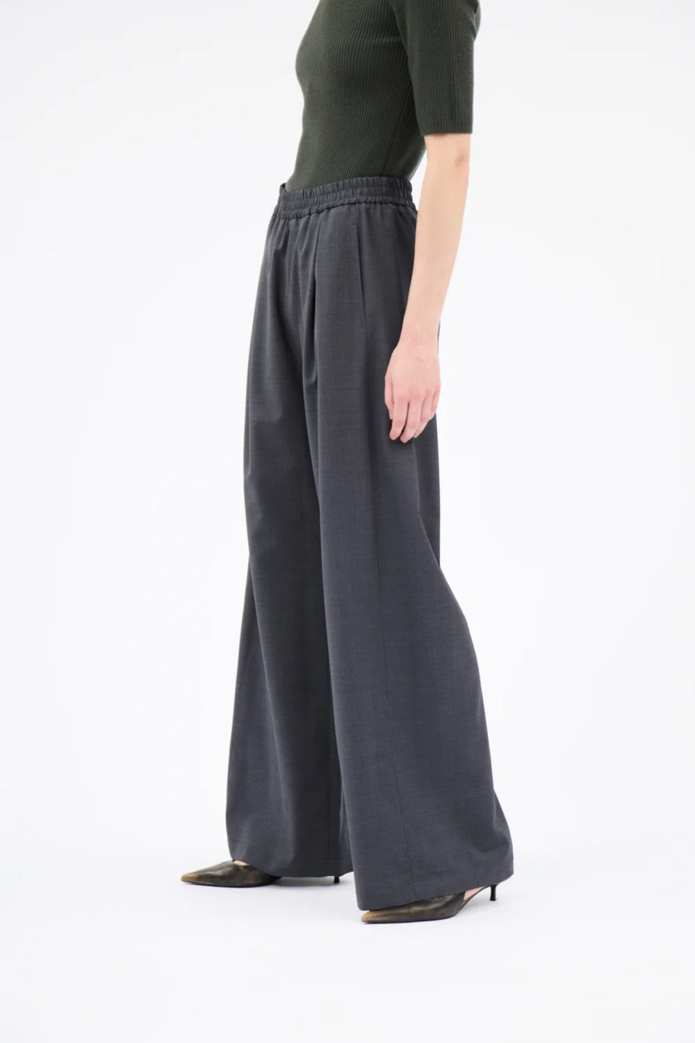 Odeeh Light Oxford Wool Slight High Waist Trouser