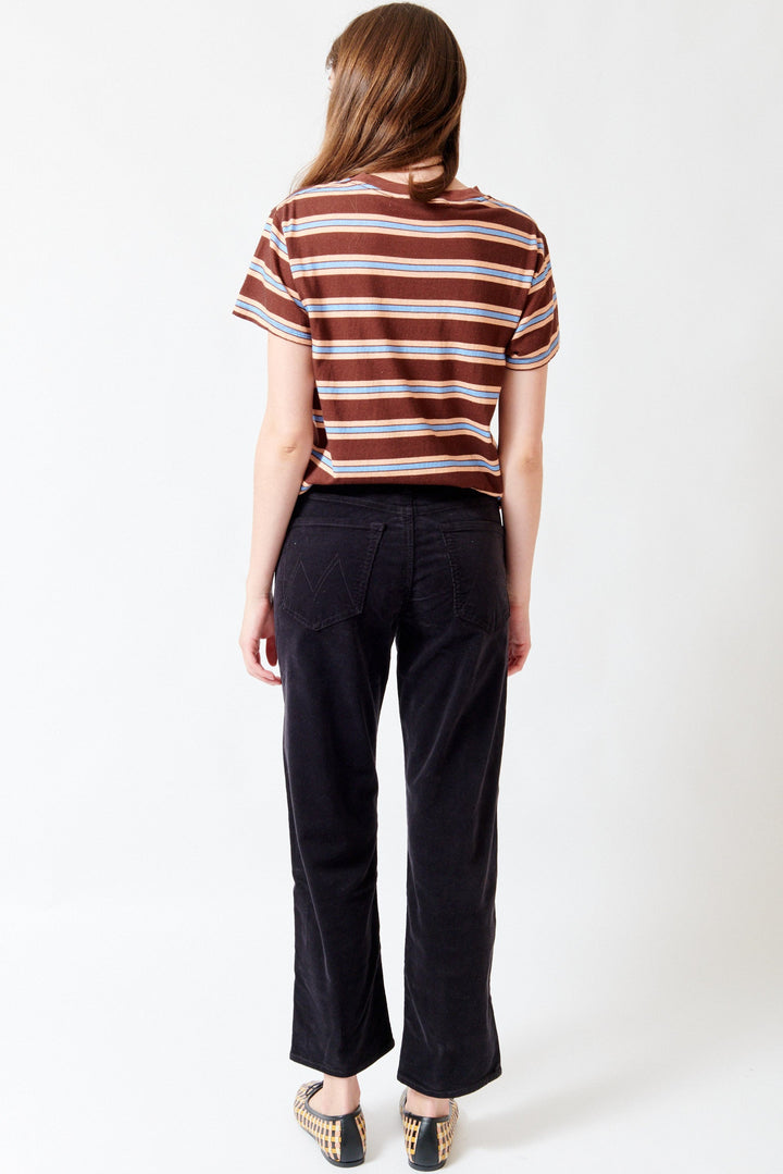 Angela wearing Mother Denim The Newbie Ankle rear view