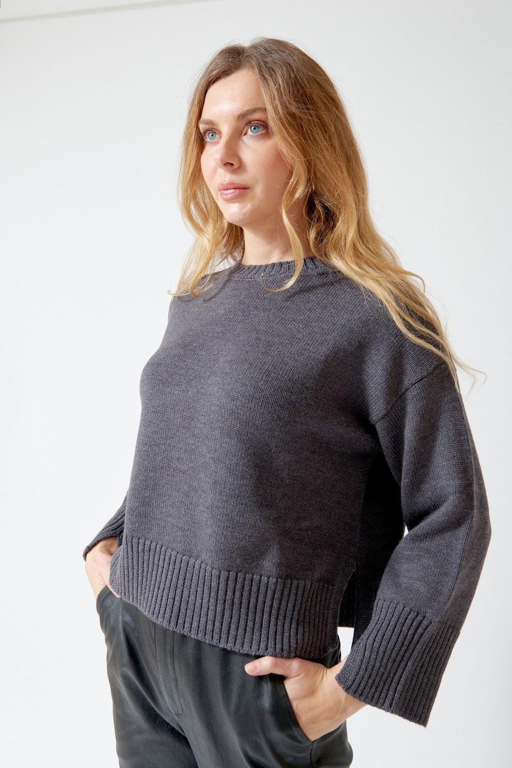 SCAGLIONE Round Neck Boxy Merino Pullover