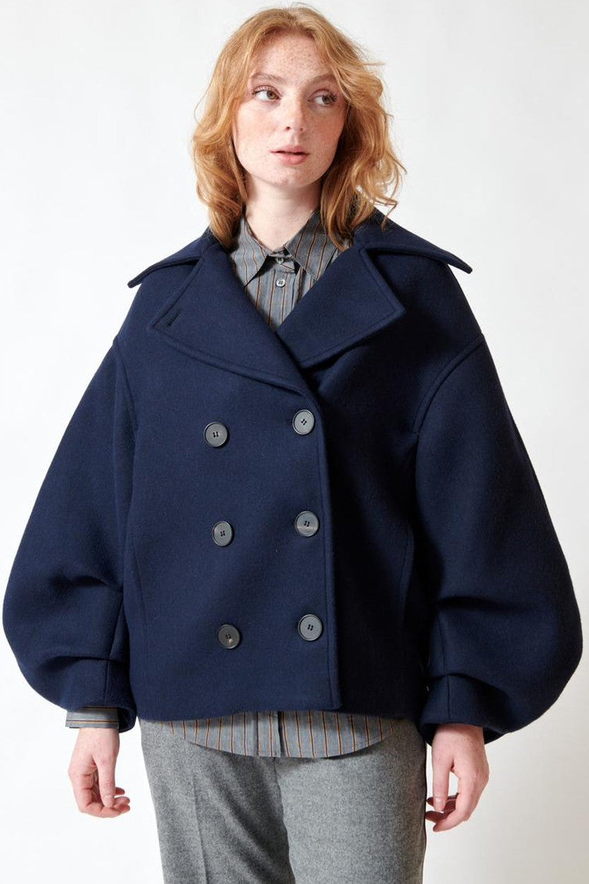 Waverly wearing Tela Seth Outer Jacket front view