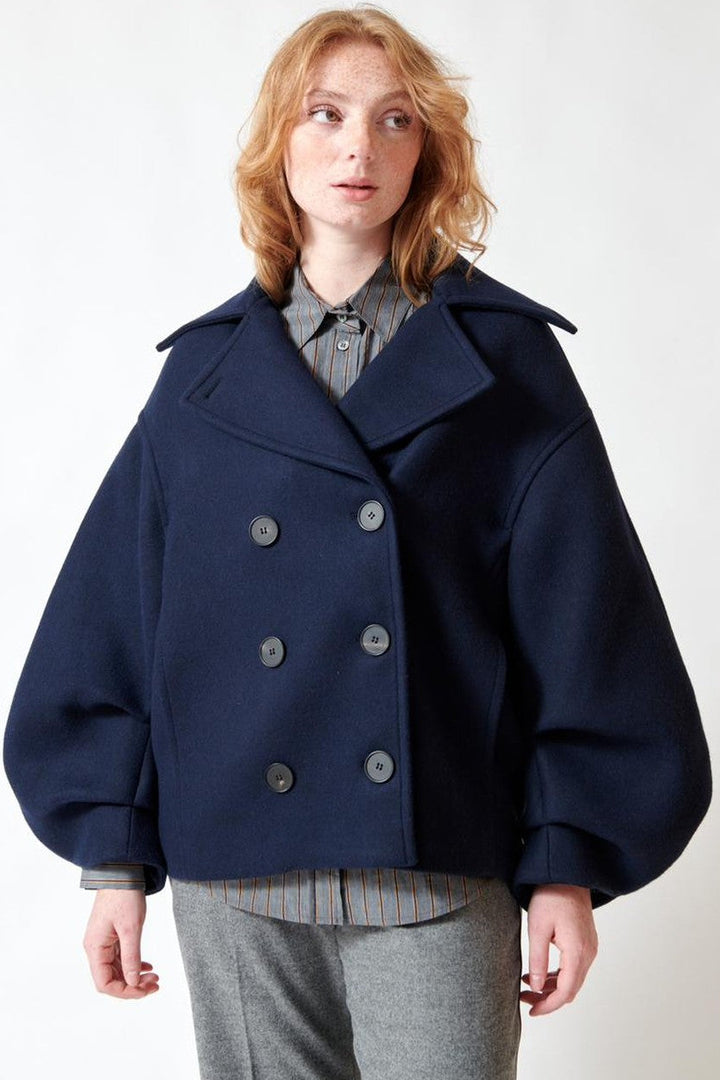 Waverly wearing Tela Seth Outer Jacket front view