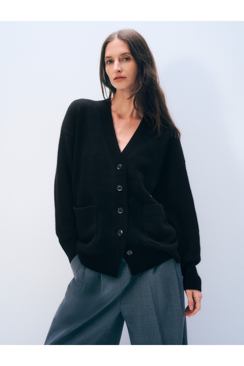 White + Warren Cashmere Luxe Pocket Cardigan in Black, styled on model