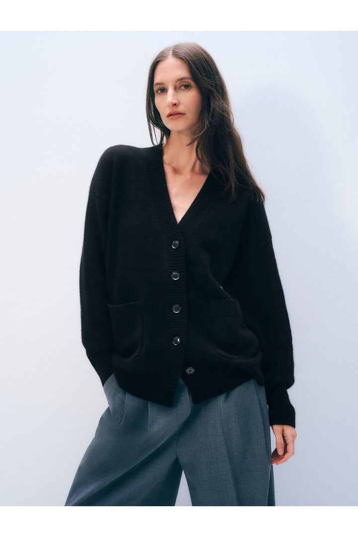 White + Warren Cashmere Luxe Pocket Cardigan in Black, styled on model