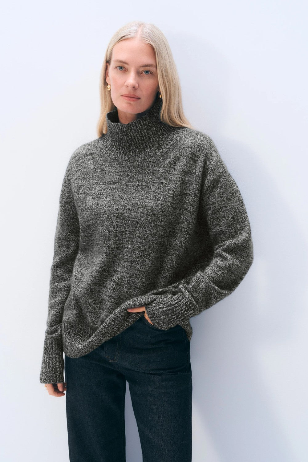 White + Warren Cashmere Oversized Standneck