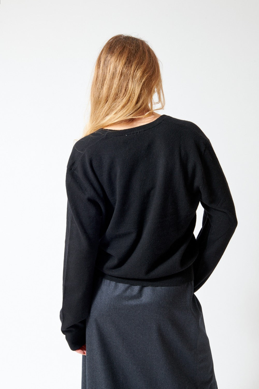 White + Warren Cashmere Scoop Sweater